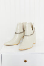Load image into Gallery viewer, Cape Robbin Point the Way Chain Detail Ankle Booties