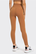 Load image into Gallery viewer, High Rise Crop Fitness Leggings