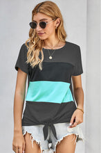 Load image into Gallery viewer, Color Block Panel Knotted T-Shirt