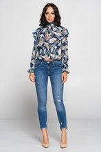 Load image into Gallery viewer, Ruffle Detailed Smocked Top