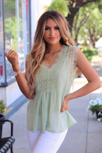 Load image into Gallery viewer, Lace Tank Top with Vest