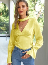 Load image into Gallery viewer, Pleated Detail Cutout Flare Cuff Blouse