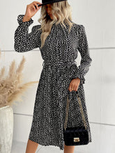 Load image into Gallery viewer, Printed Tie-Waist Flounce Sleeve Keyhole Midi Dress
