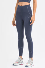 Load image into Gallery viewer, Striped Print Sports Leggings
