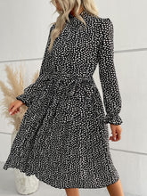 Load image into Gallery viewer, Printed Tie-Waist Flounce Sleeve Keyhole Midi Dress
