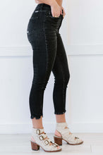 Load image into Gallery viewer, Kancan High Rise Raw Hem Cropped Jeans
