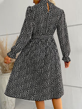 Load image into Gallery viewer, Printed Tie-Waist Flounce Sleeve Keyhole Midi Dress
