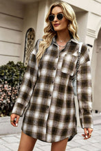 Load image into Gallery viewer, Plaid Curved Hem Longline Shirt Jacket
