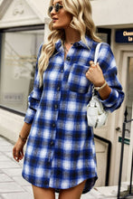 Load image into Gallery viewer, Plaid Curved Hem Longline Shirt Jacket
